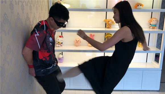 020606fiwpwuxiipi2uxuz.jpg 020606fiwpwuxiipi2uxuz.jpg