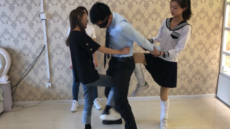 025043y4aswavakw4v6mad.jpg 025043y4aswavakw4v6mad.jpg